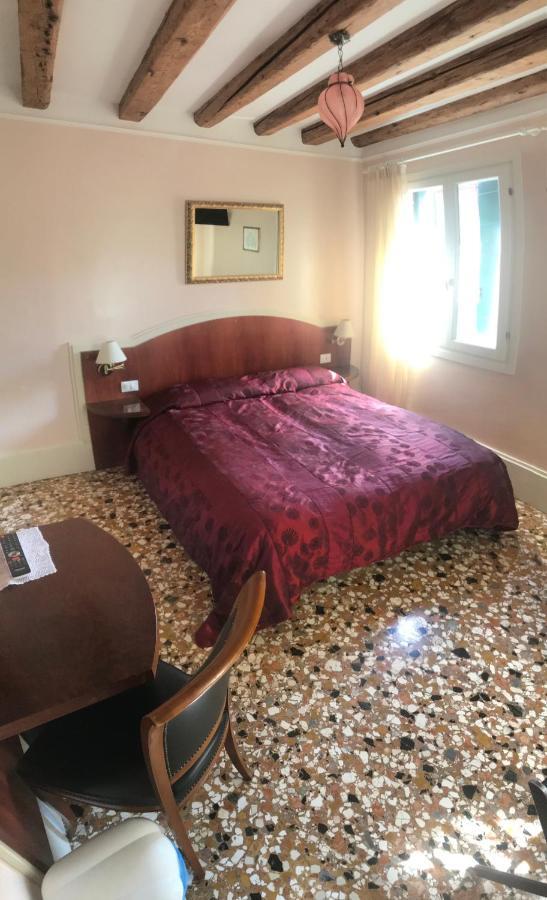 B&B A Le Boteghe Venezia Esterno foto